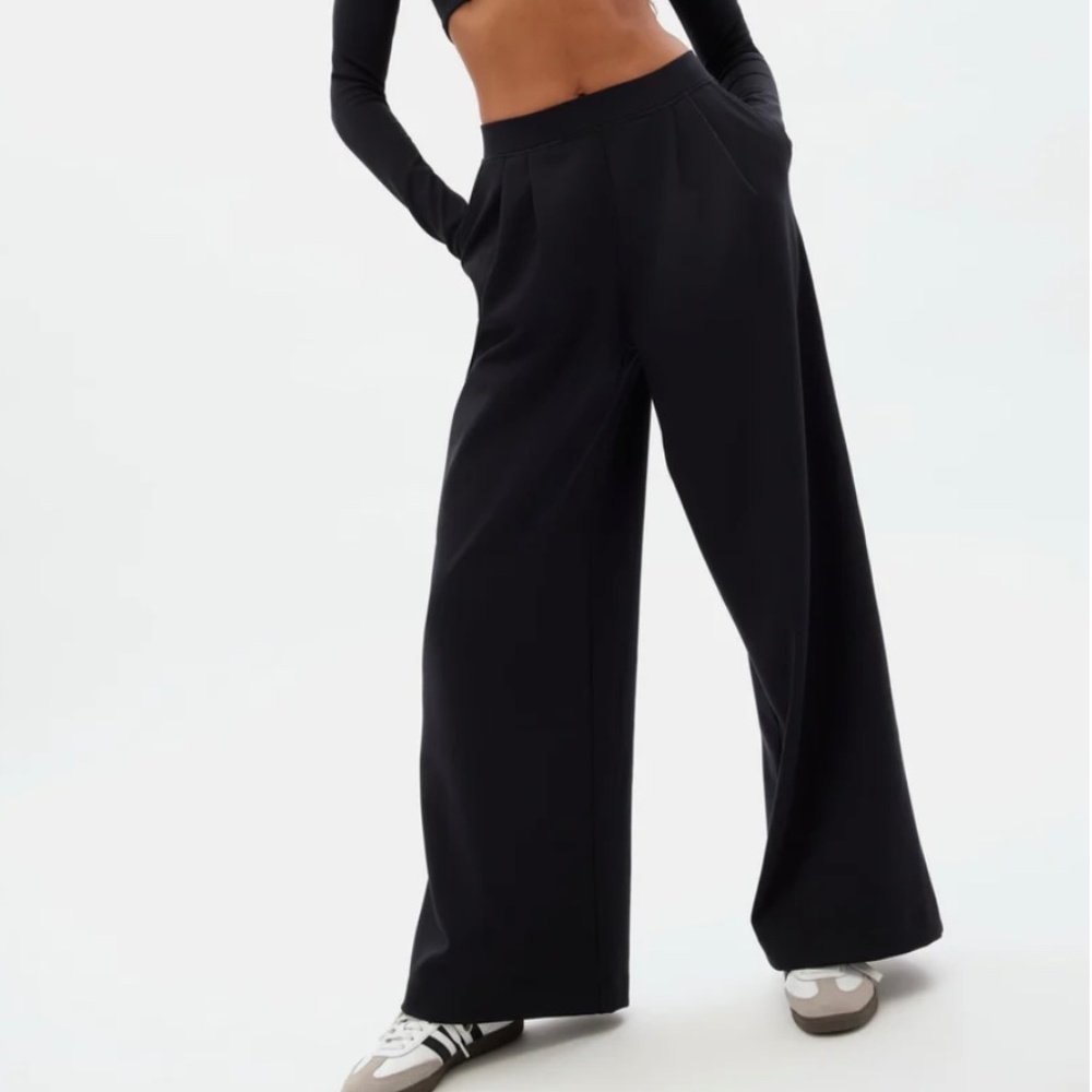 Girlfriend Collective Black Luxe Wide Leg Pant NWT